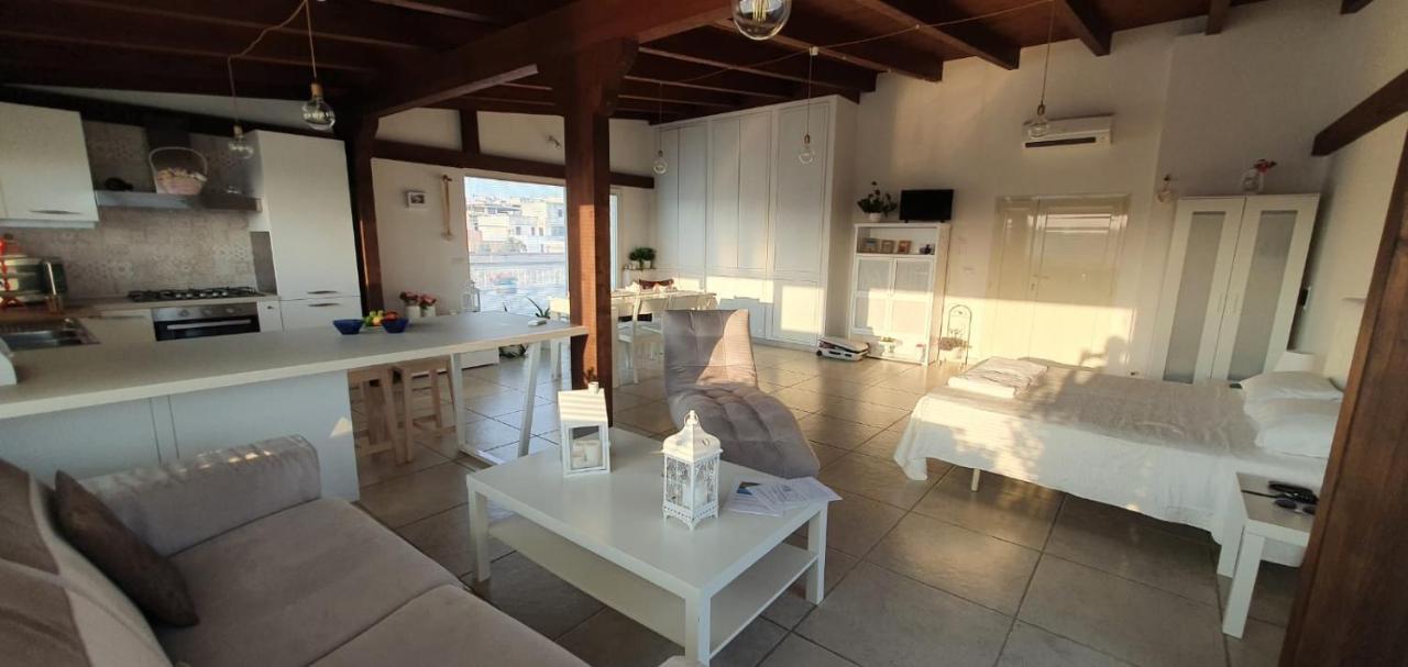 White Holiday home