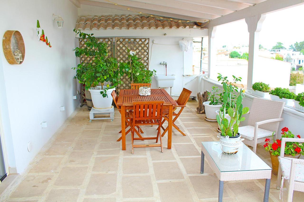 White Holiday home *