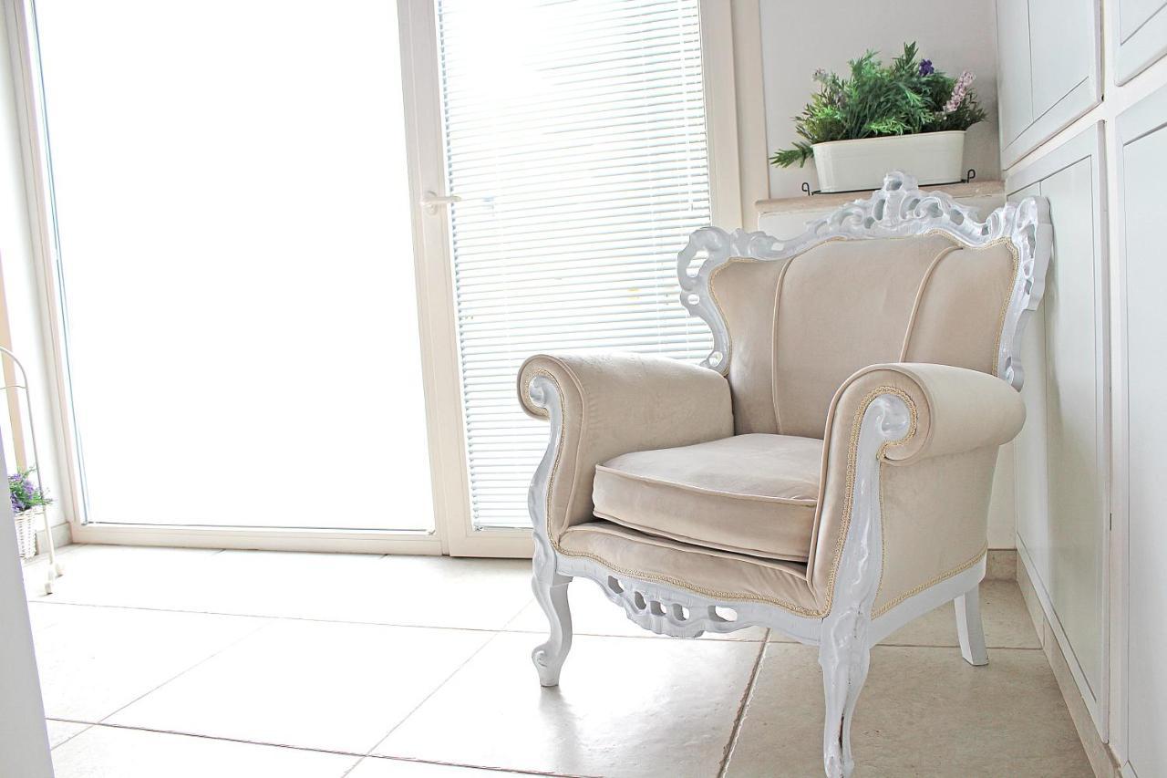 Holiday home White *