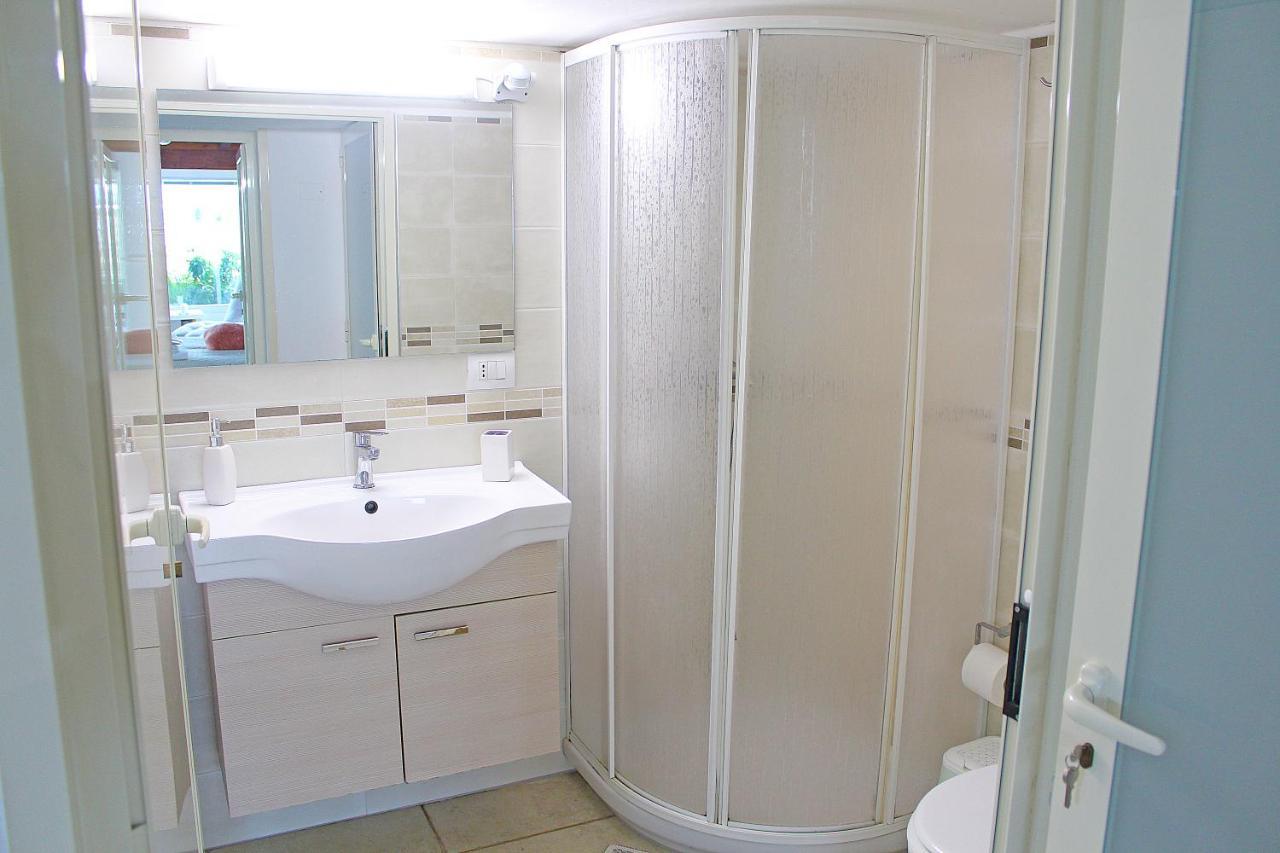 White Holiday home Casarano
